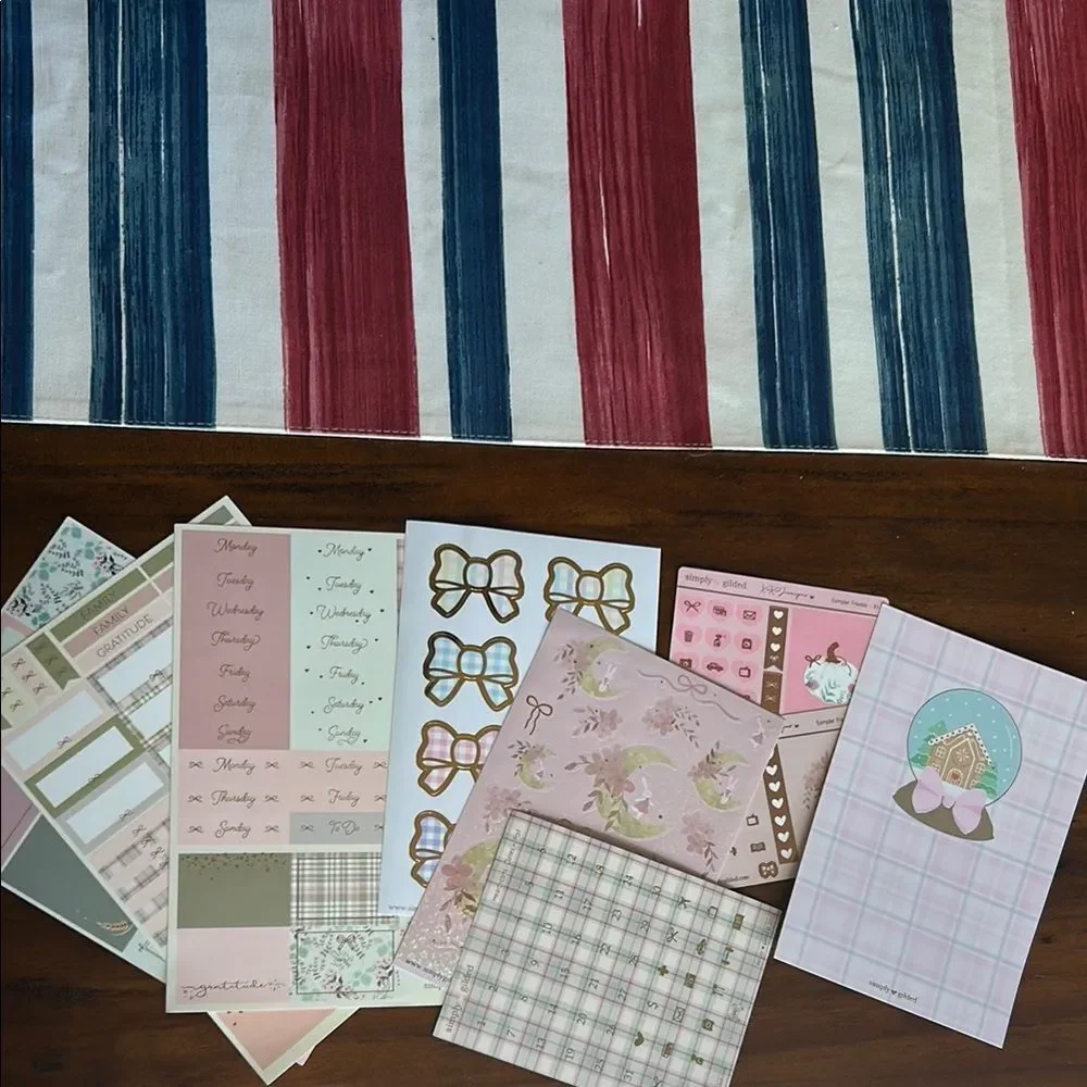 Simply Gilded Charming Pink and Beige Stationery Set mix sizes